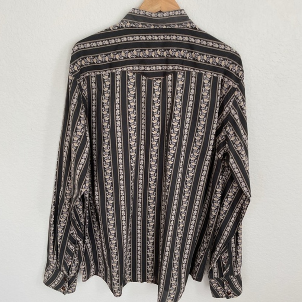 Southern Threads UNISEX Western Charcoal and White Striped Shirt SIZE XXL